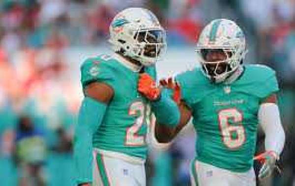 Dolphins Slice 4 Gamers As Newbie Minicamp Nears